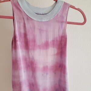 XS painted Vince Silk tank top camisole sleeveless small purple pink white blue